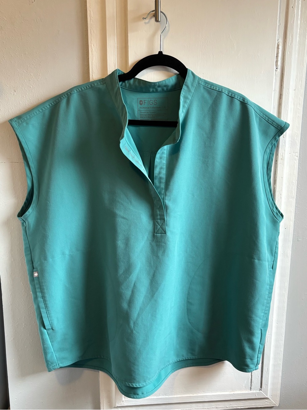 FIGS Teal Short-Sleeve Tunic Pullover